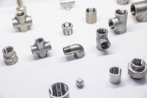 different types of pipe fittings